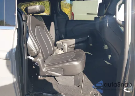 2025 Chrysler Pacifica Select z USA, uszkodzony, nr VIN 2C4RC1BG3SR541745